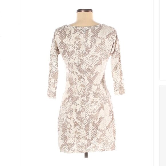 EXPRESS Casual Snakeskin Dress Size S - Picture 2 of 3